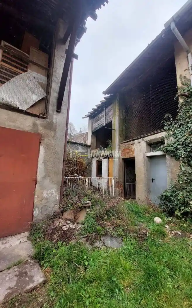 Rustico - Casale in vendita a Agrate Brianza