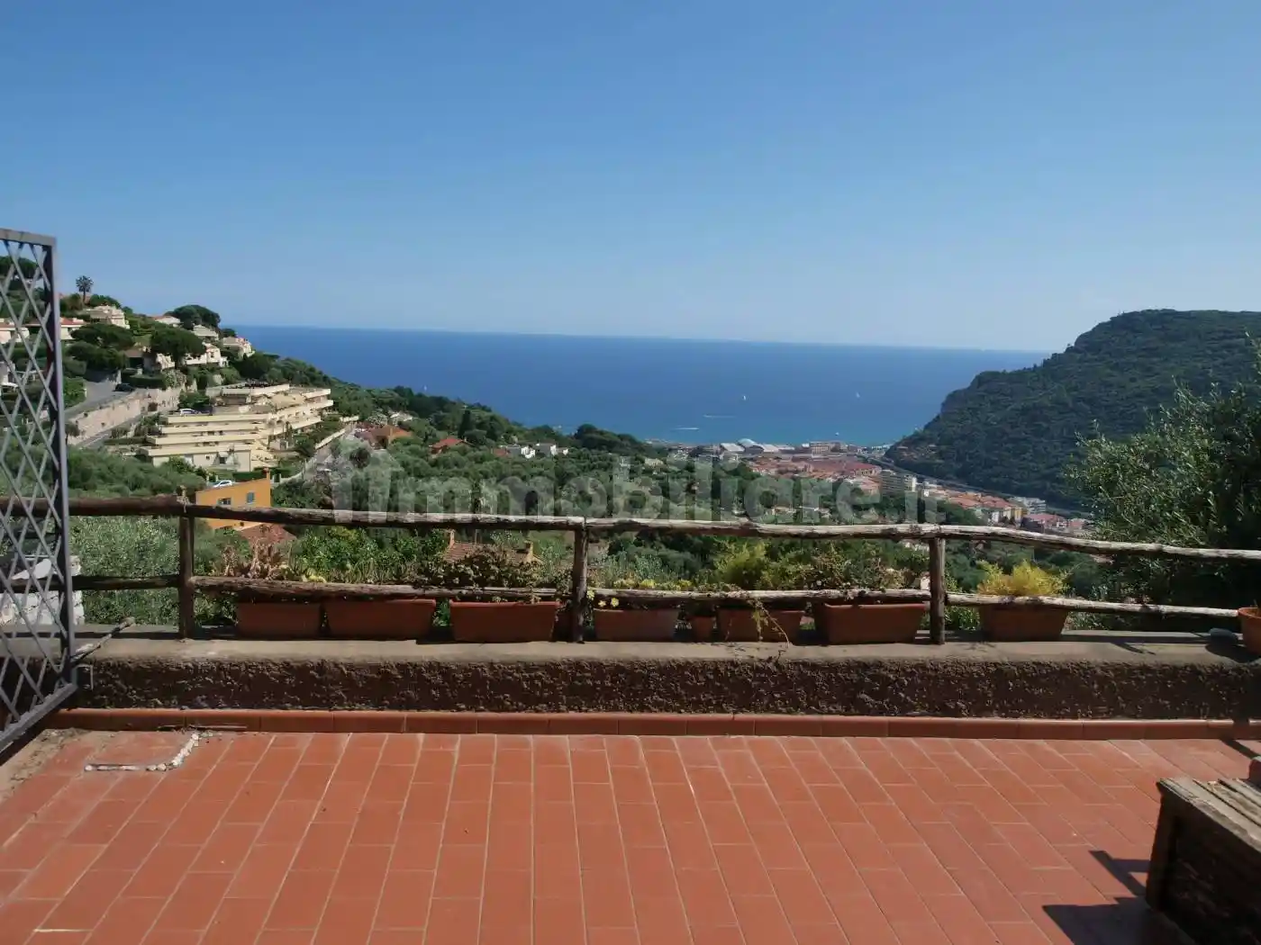 Villetta a schiera in vendita a Finale Ligure