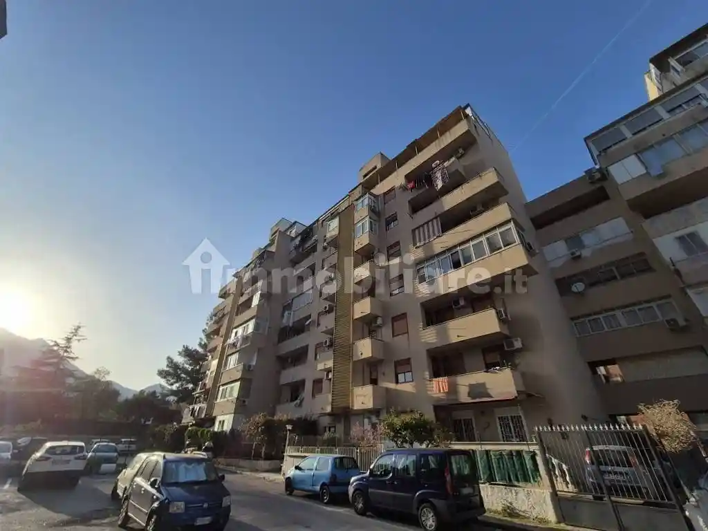 Appartamento in vendita a Palermo
