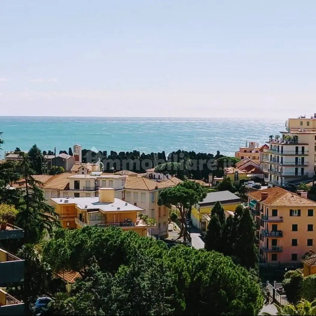 Appartamento in affitto a Sanremo