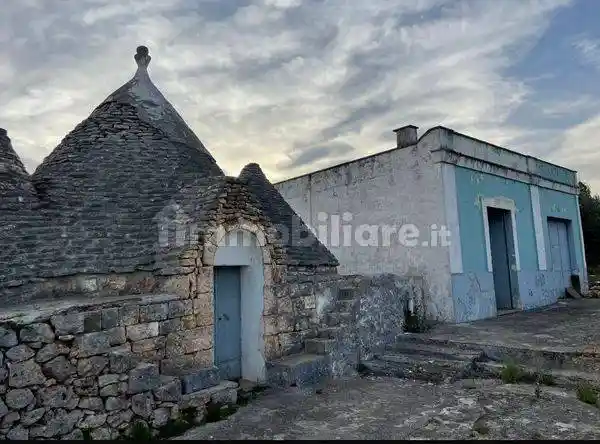 Rustico - Casale in vendita a Ostuni