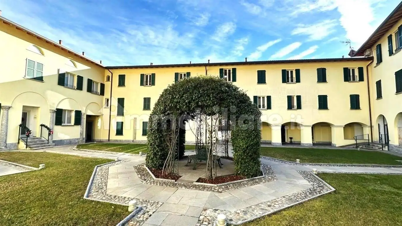 Appartamento in vendita a Pescate