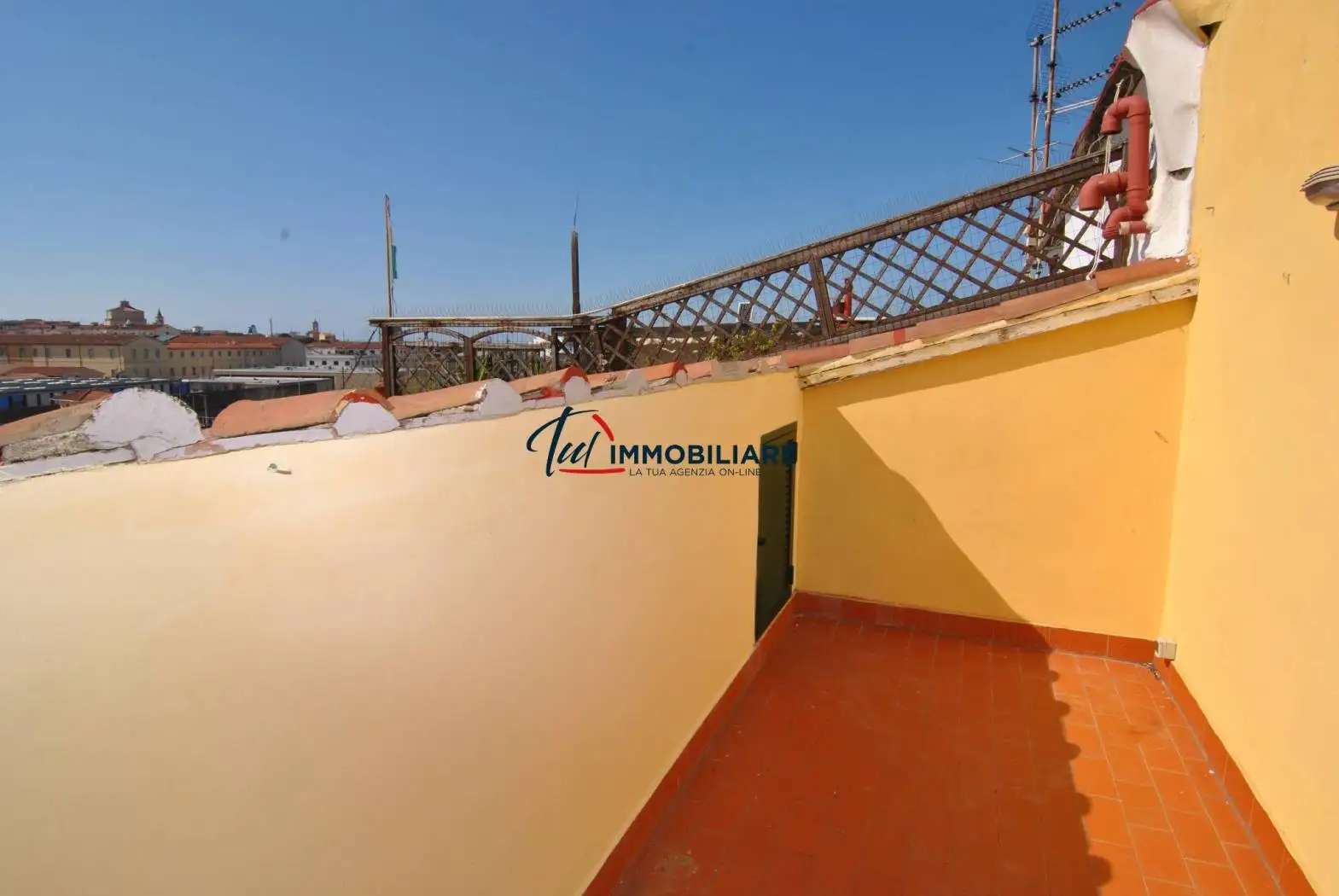 Appartamento in vendita a Livorno