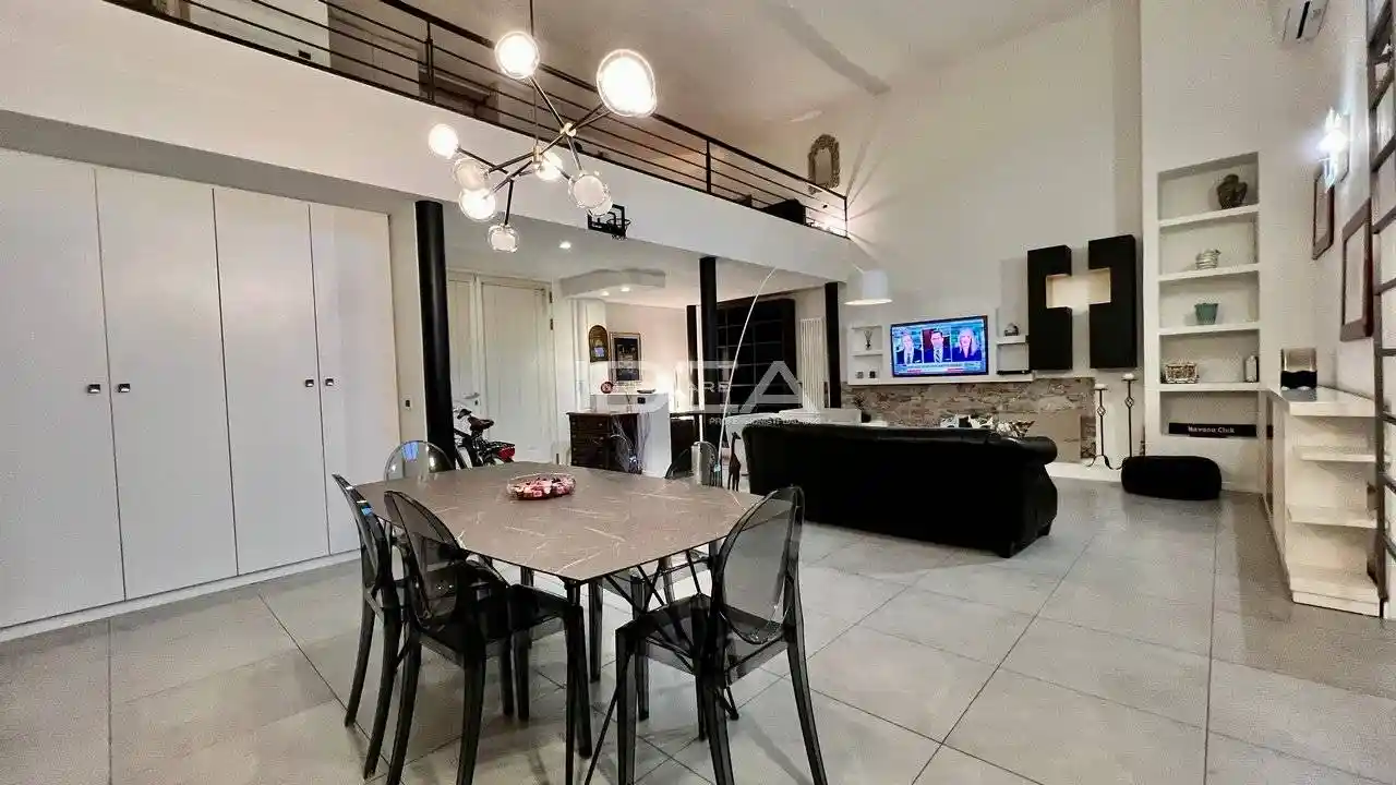 Appartamento in vendita a Lucca