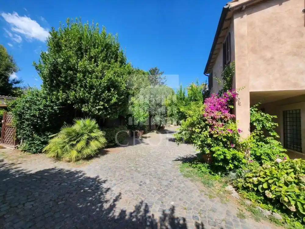 Bilocale ottimo stato, piano rialzato, Appia Pignatelli, Roma - foto 2