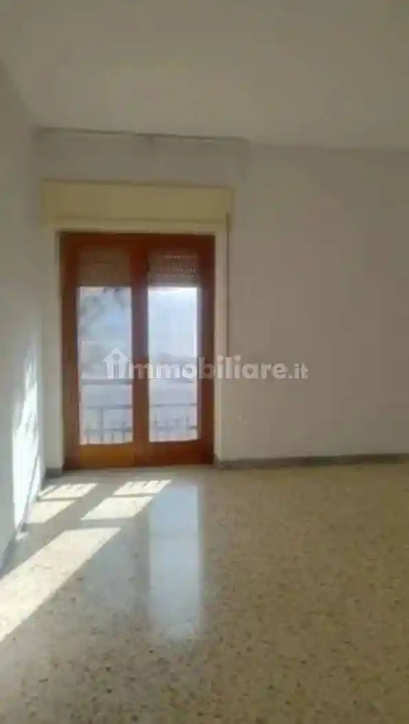 Trilocale via Rocco Scotellaro, Centro, Lauria - foto 4