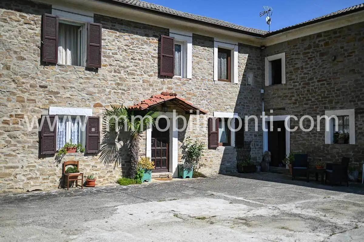 Rustico - Casale in vendita a Roccaverano