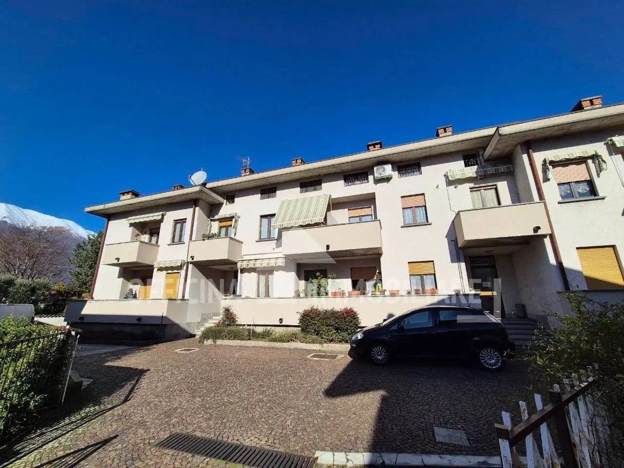 Appartamento in vendita a Dervio