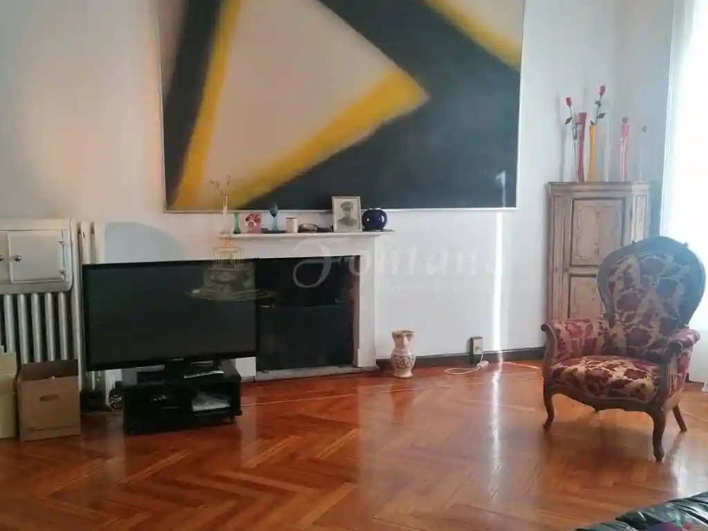 Appartamento via Lazzaro Palazzi, Porta Venezia, Milano - foto 3