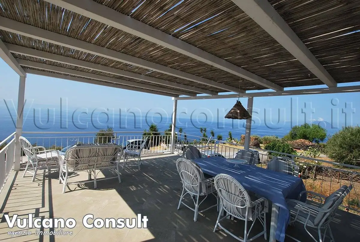 Villa in vendita a Leni