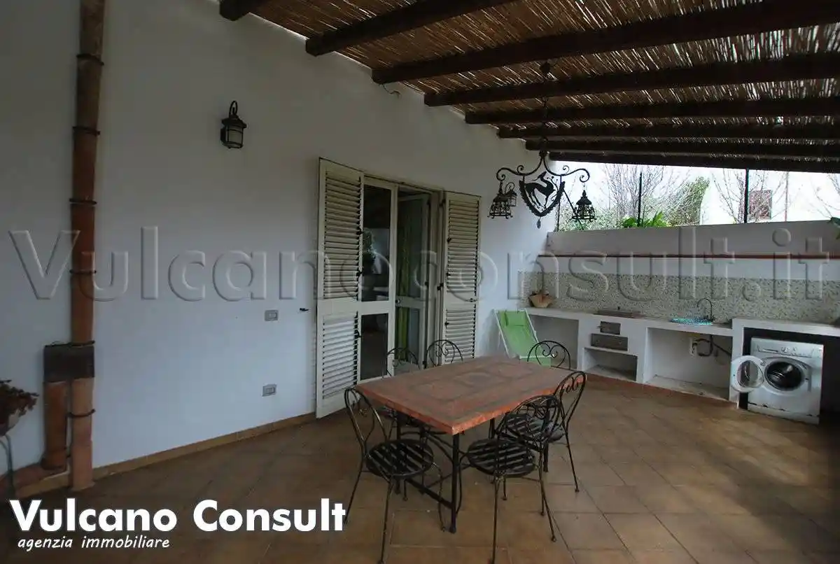 Rustico - Casale in vendita a Lipari