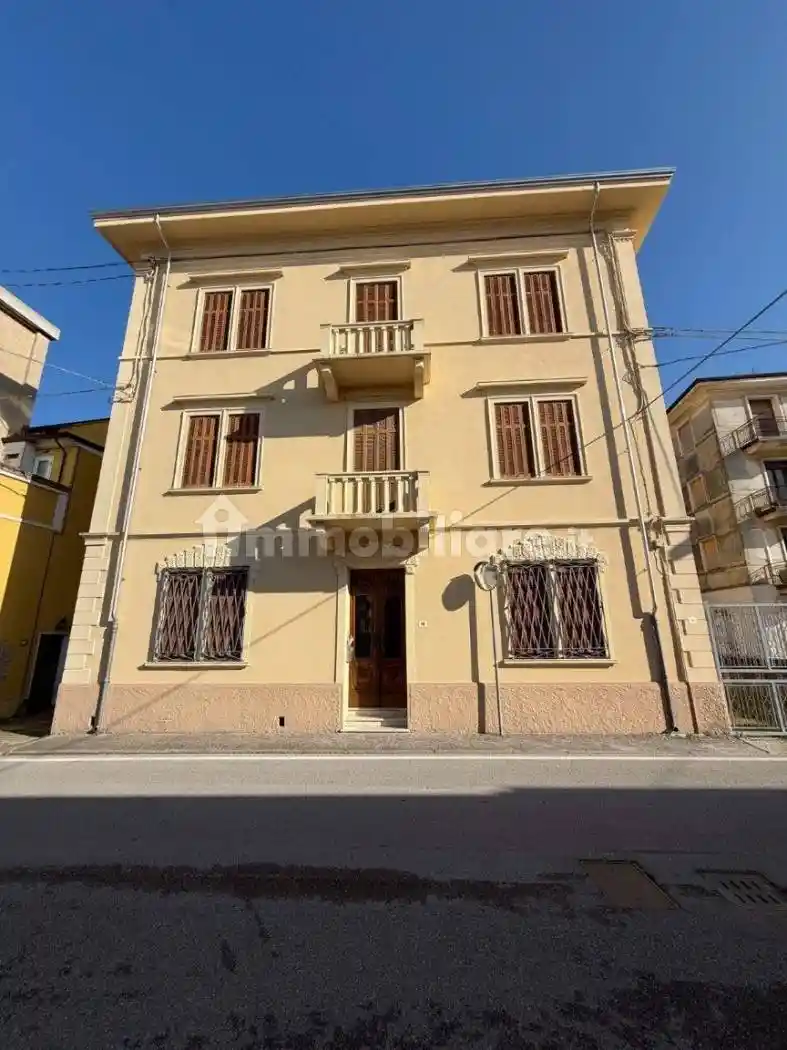 Casa indipendente in vendita a Ostiglia
