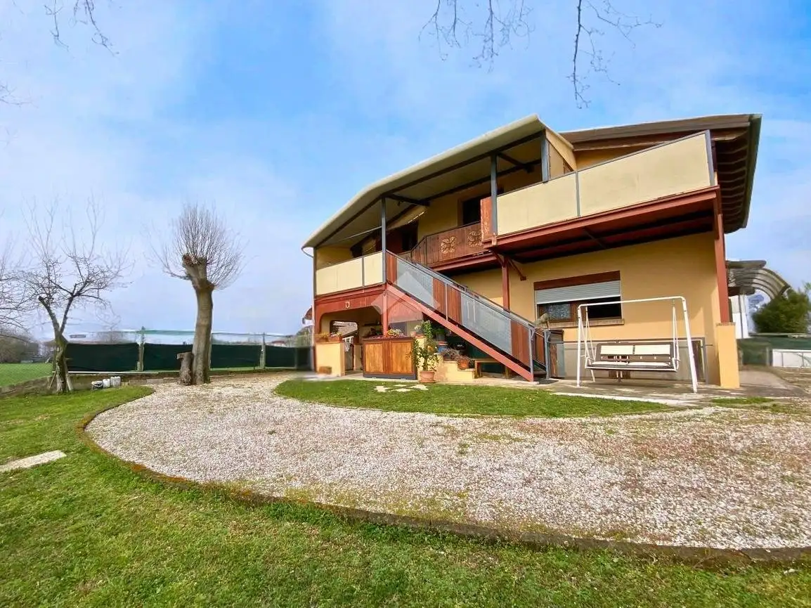 Villa in vendita a Mussolente