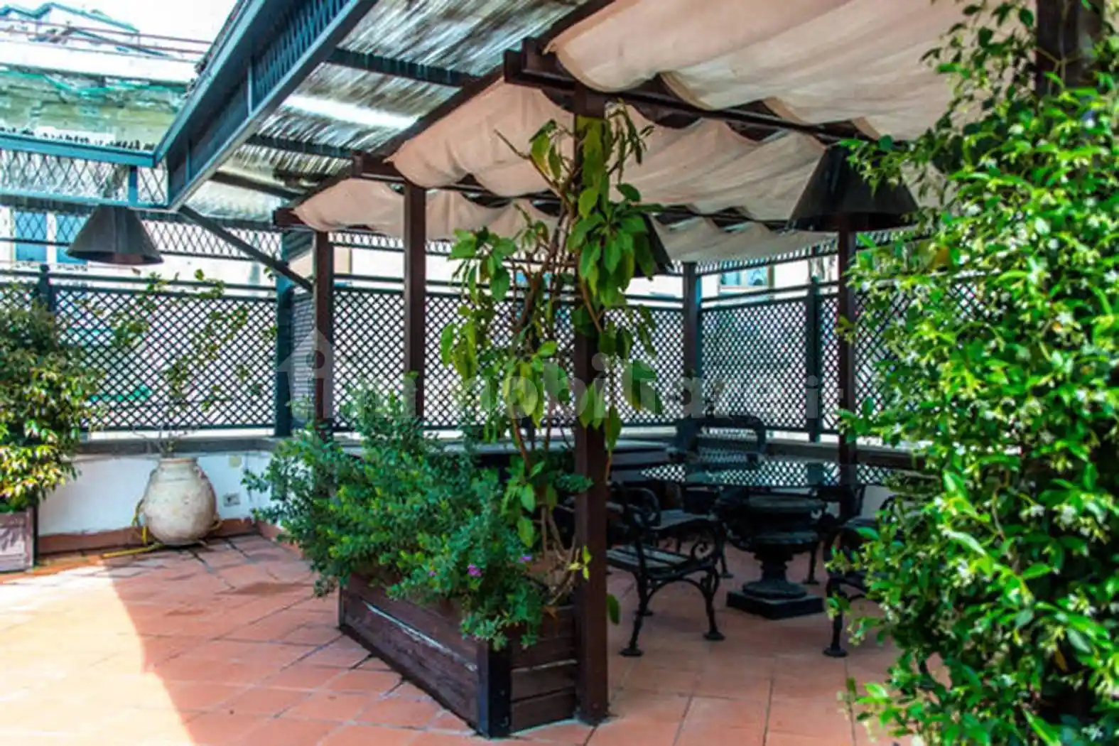 Appartamento in affitto a Napoli