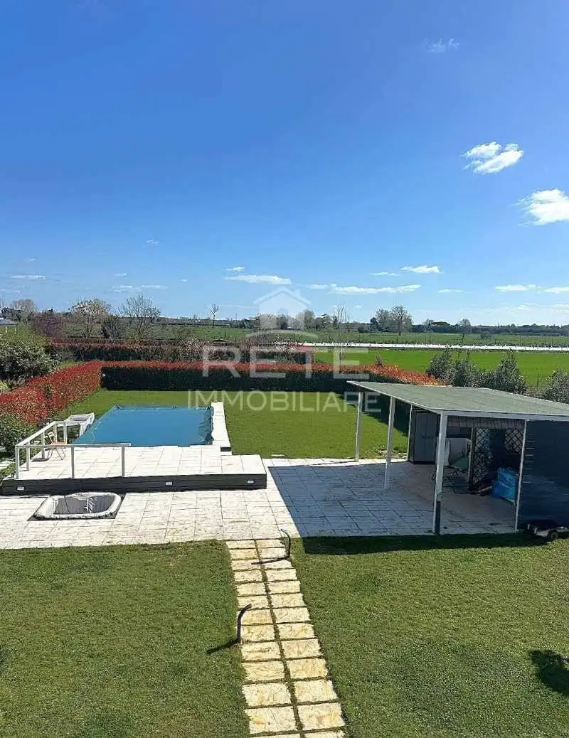 Villa in vendita a Rimini
