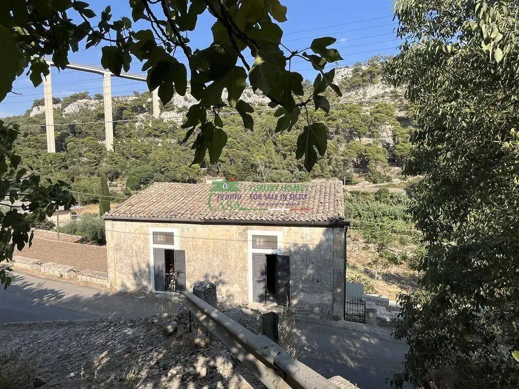 Casa indipendente in vendita a Modica
