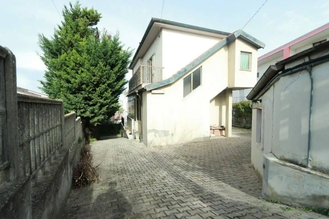 Villa in vendita a Pescara