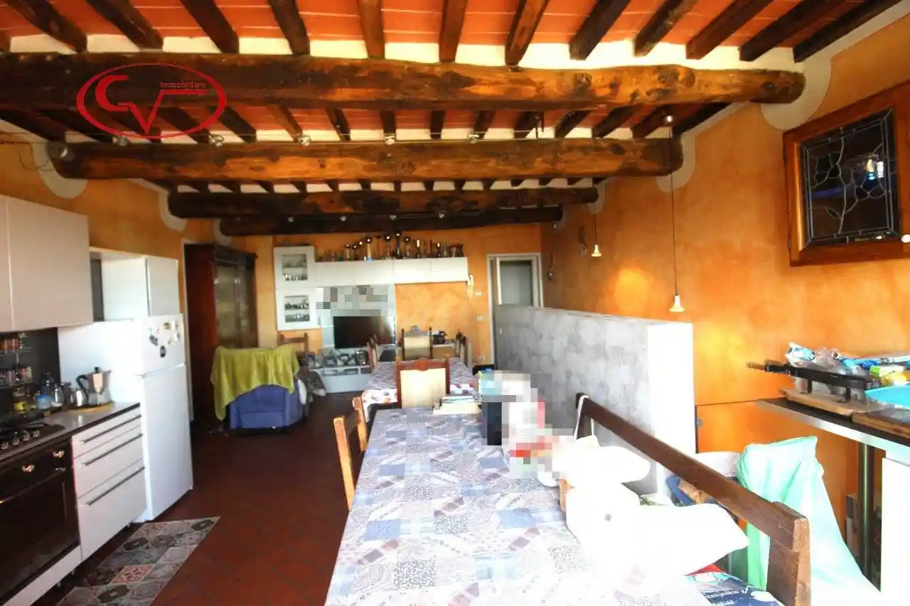 Appartamento in vendita a Loro Ciuffenna