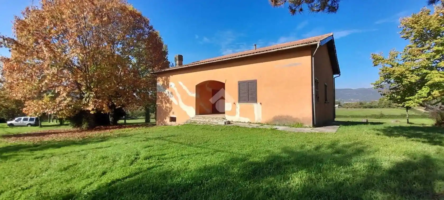 Villa in vendita a Vico nel Lazio