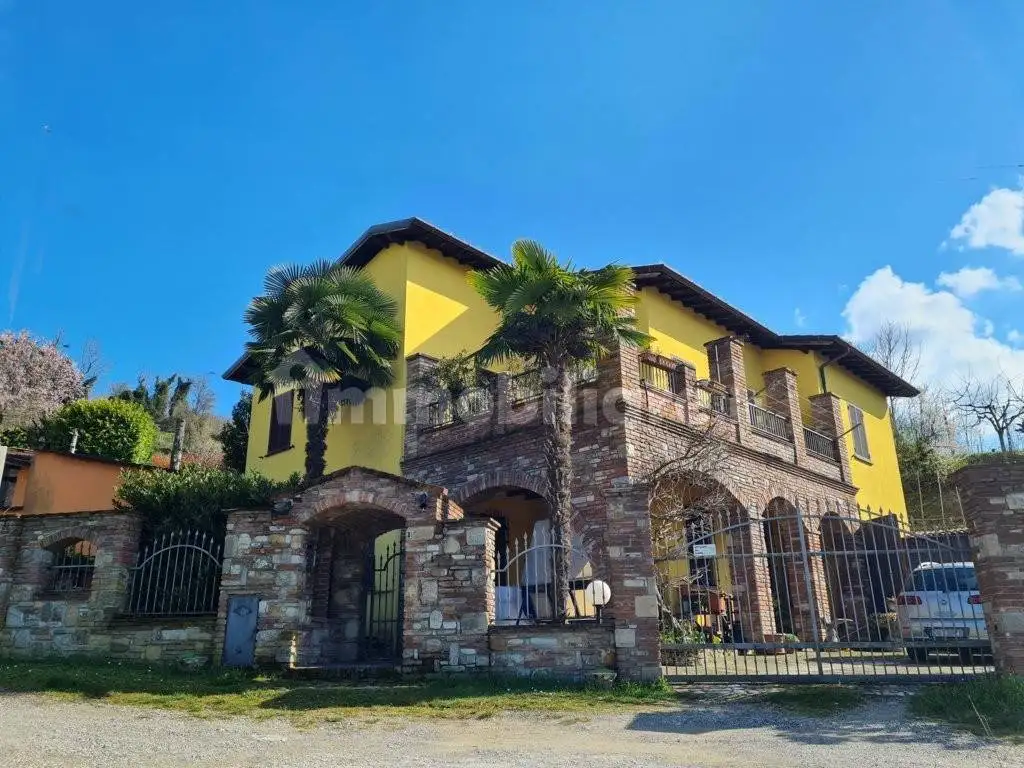 Villa in vendita a Golferenzo