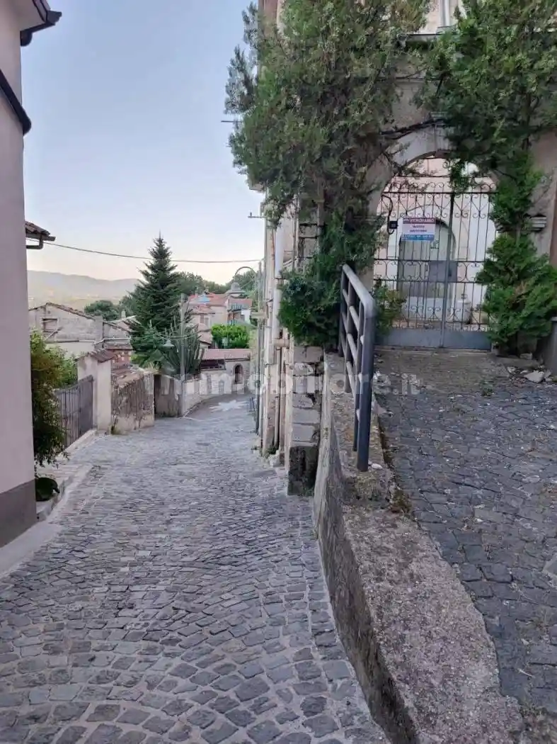 Villa in vendita a Pietravairano