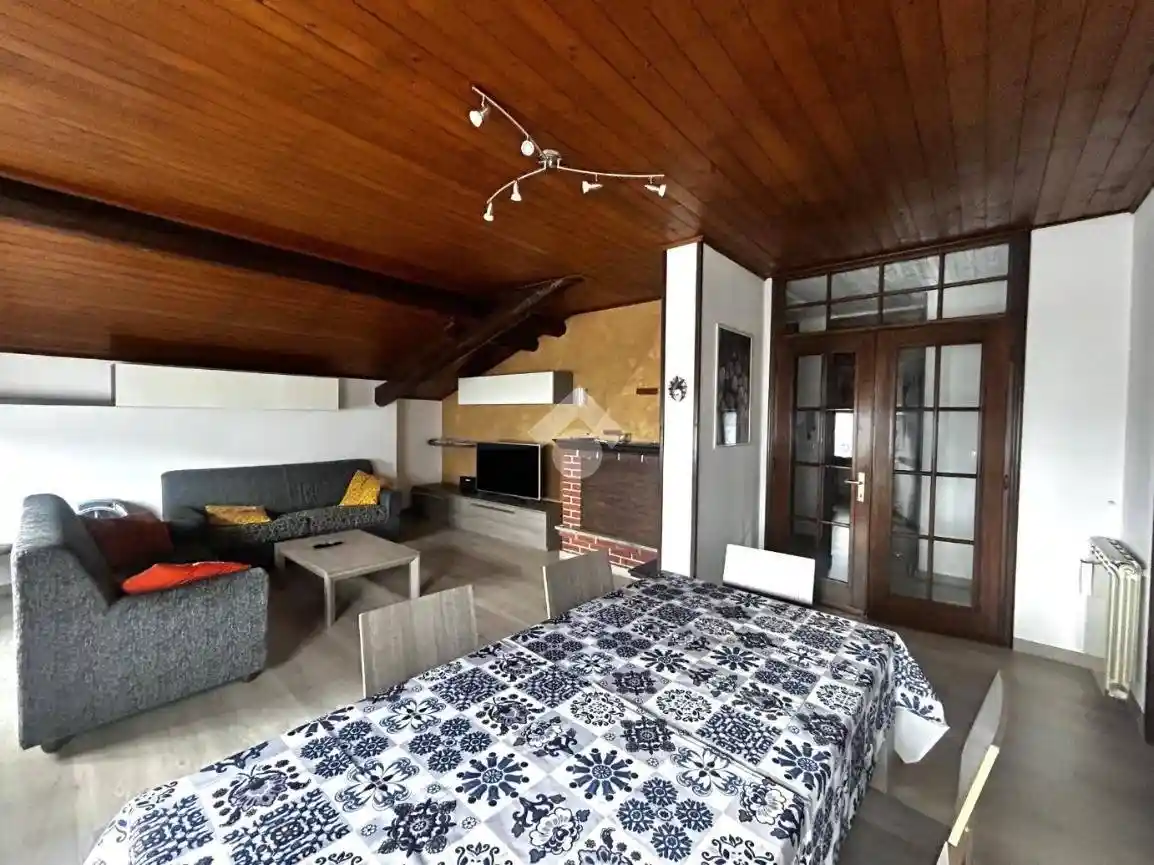 Appartamento in vendita a Gravedona ed Uniti