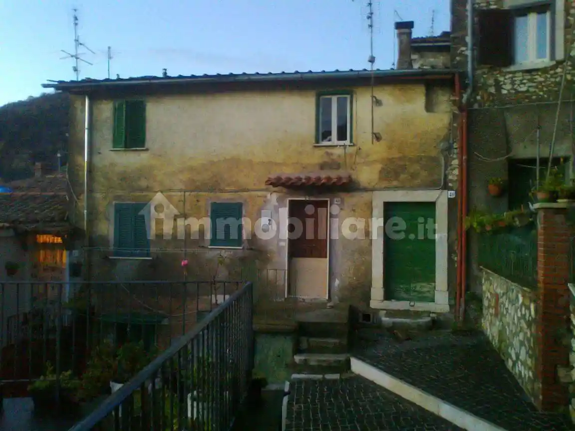 Casa indipendente in vendita a Riofreddo