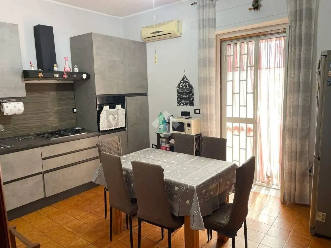 Appartamento in vendita a Pollena Trocchia