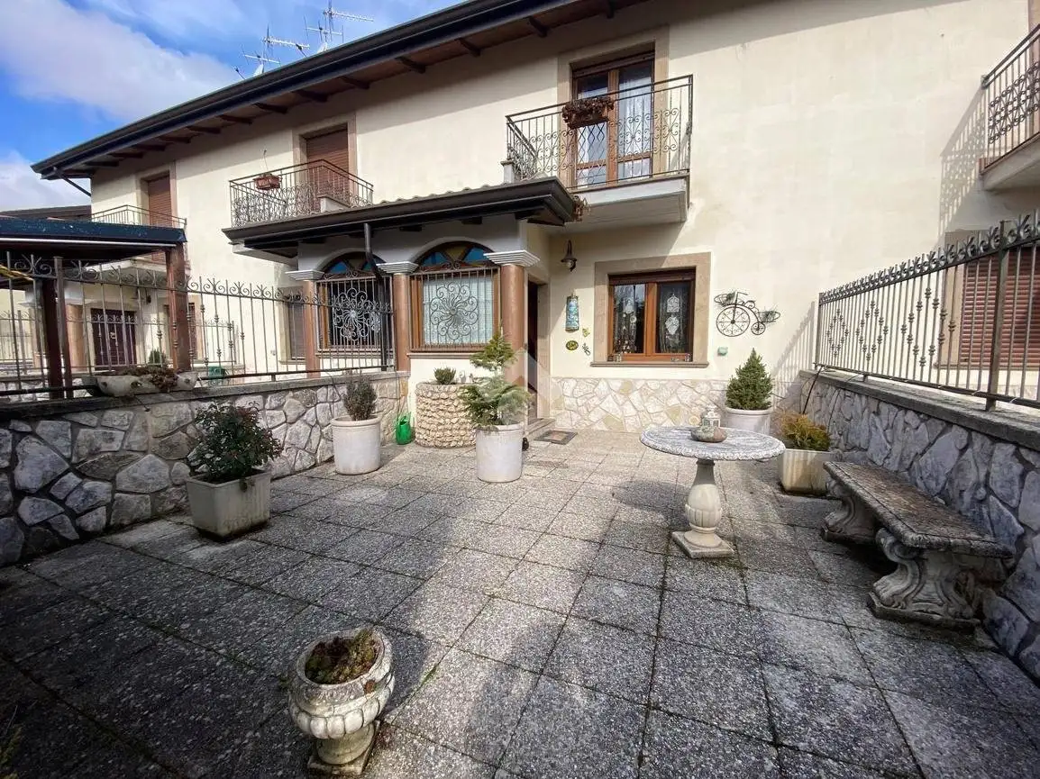 Villetta a schiera in vendita a Castel di Sangro