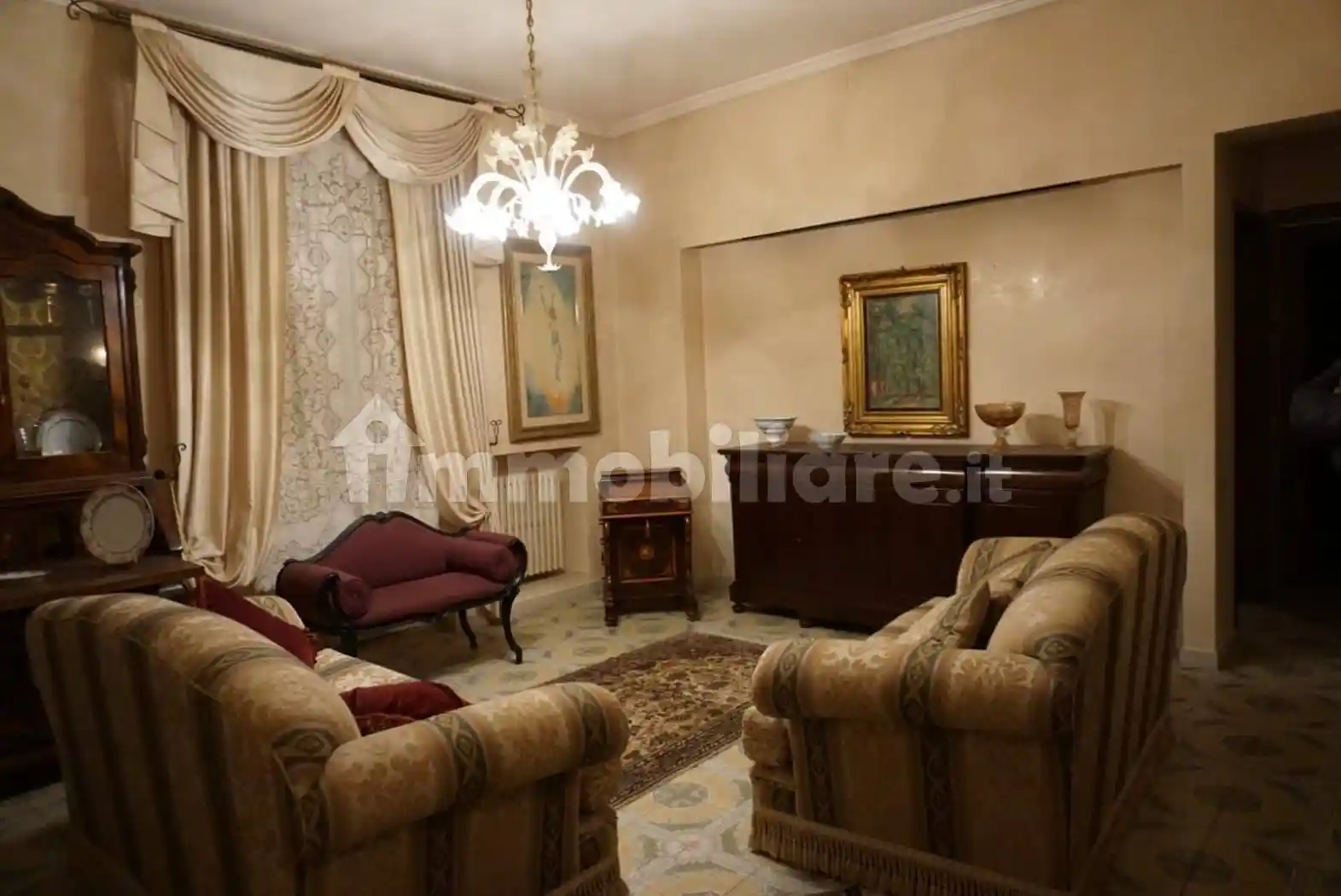 Palazzo - Edificio in vendita a Scicli