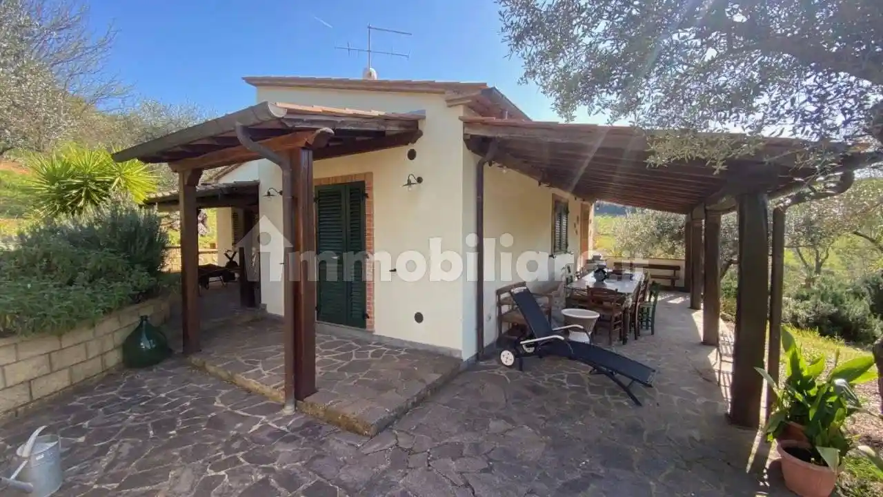 Rustico - Casale in vendita a Roccastrada