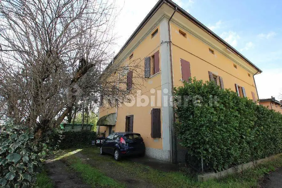 Casa indipendente in vendita a Calderara di Reno