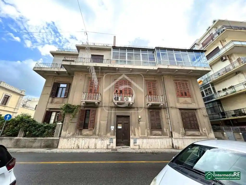 Appartamento da ristrutturare, Centro Storico, Reggio Calabria - foto 2