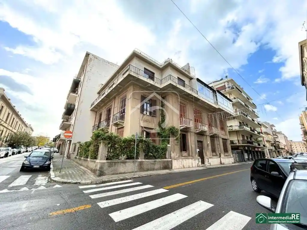 Appartamento da ristrutturare, Centro Storico, Reggio Calabria - foto 3