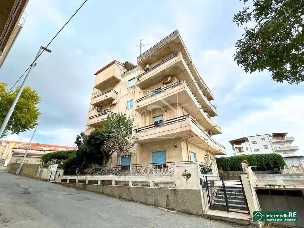 Appartamento ottimo stato, secondo piano, Pellaro, Reggio Calabria - foto 2