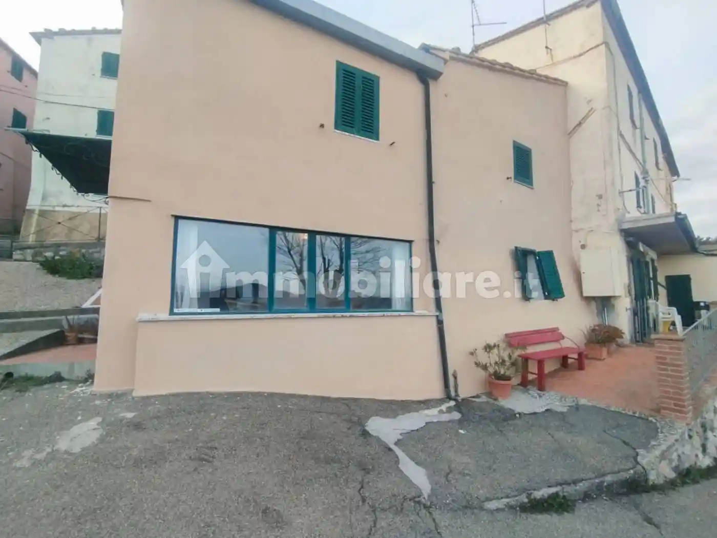 Villa in vendita a Pomarance