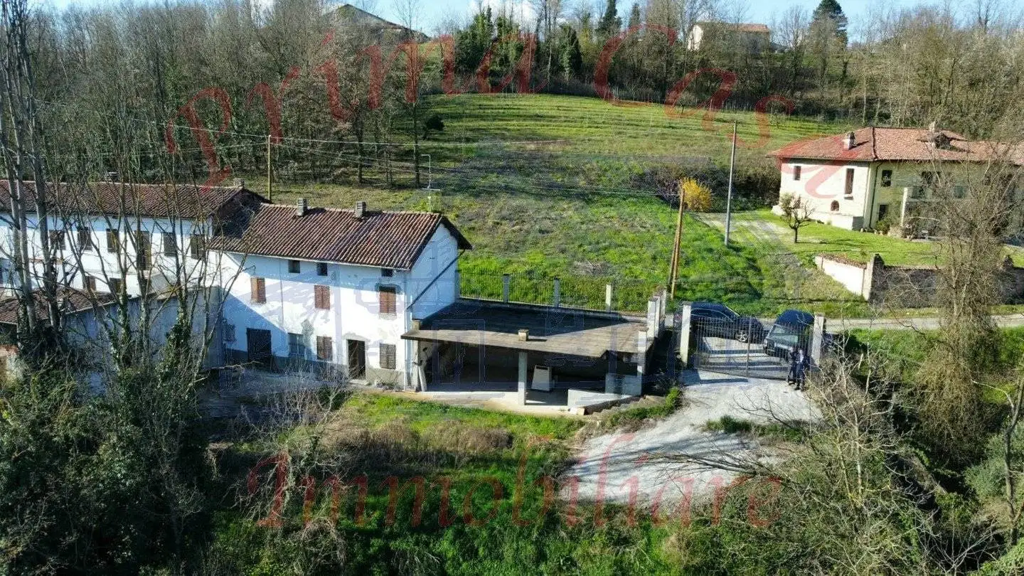 Rustico - Casale in vendita a Belveglio