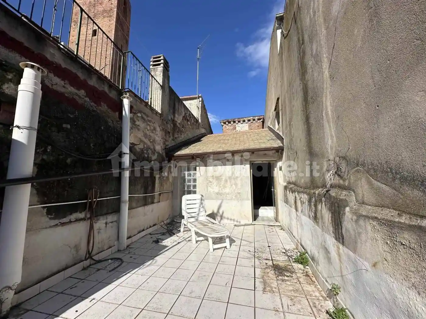 Appartamento in vendita a Noli