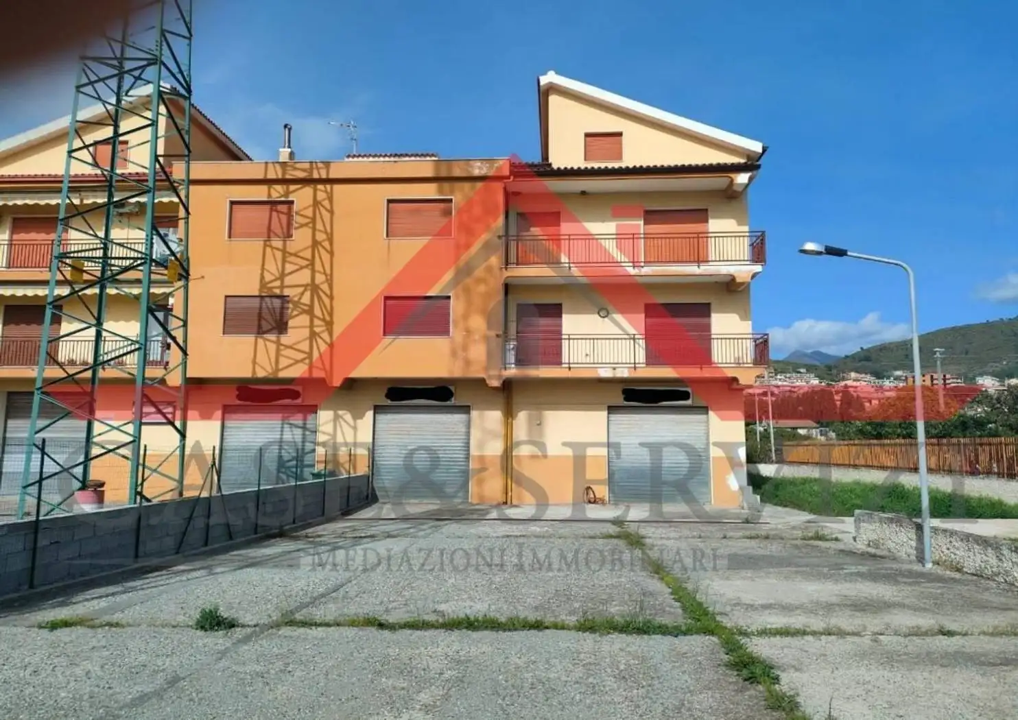 Palazzo - Edificio in vendita a Tortora