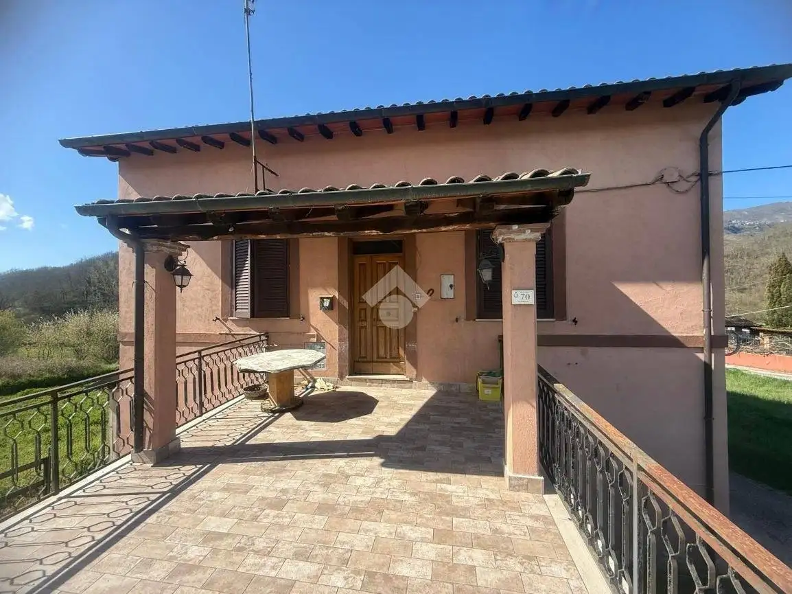 Appartamento in vendita a Agosta