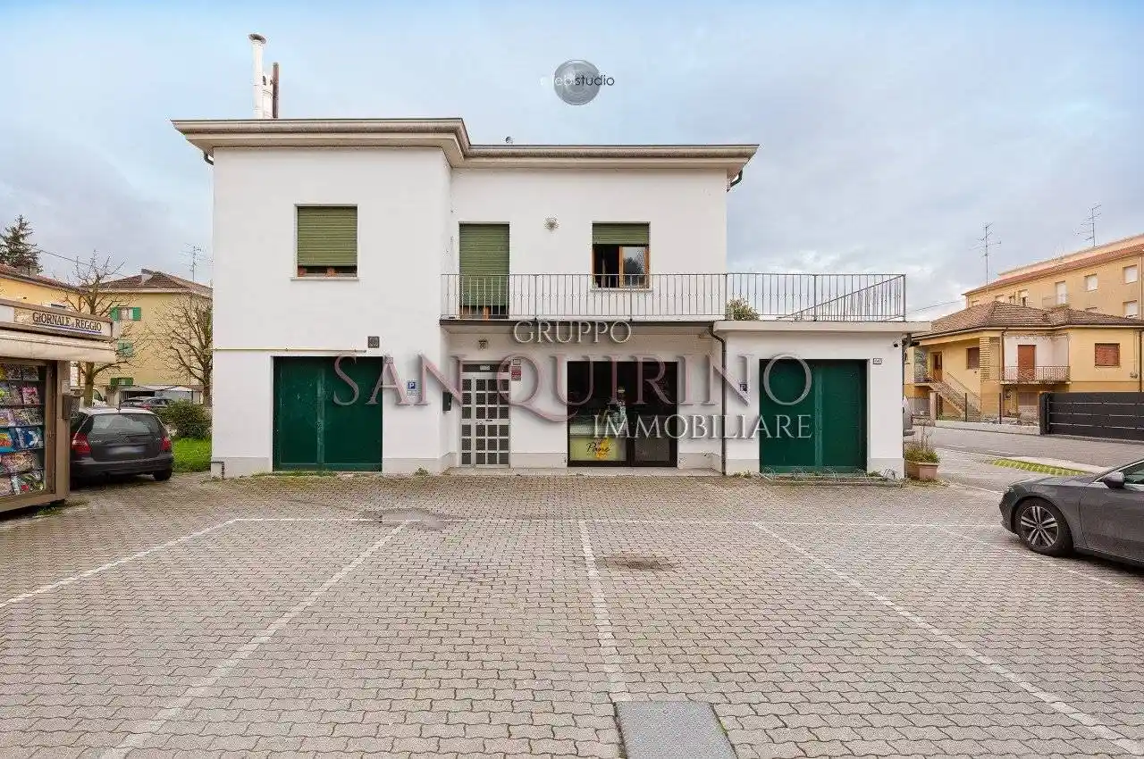 Villa in vendita a Correggio