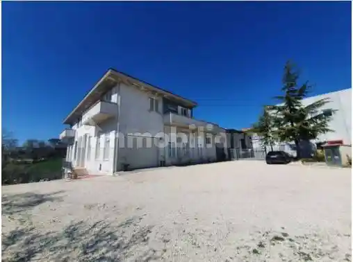 Appartamento in vendita a Treia