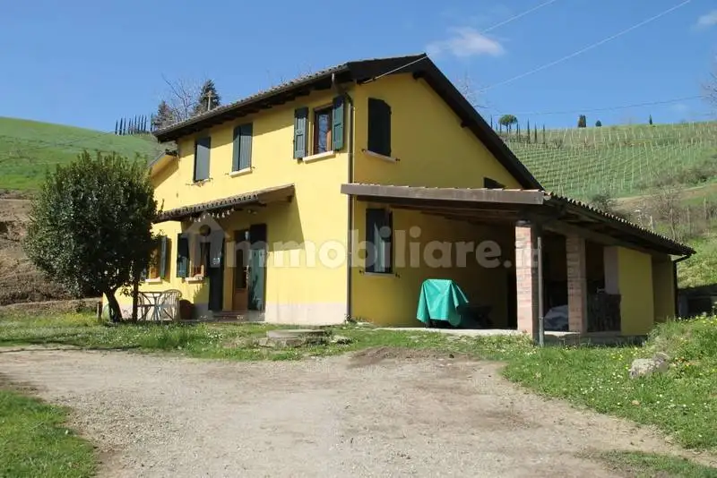 Villa in vendita a Valsamoggia