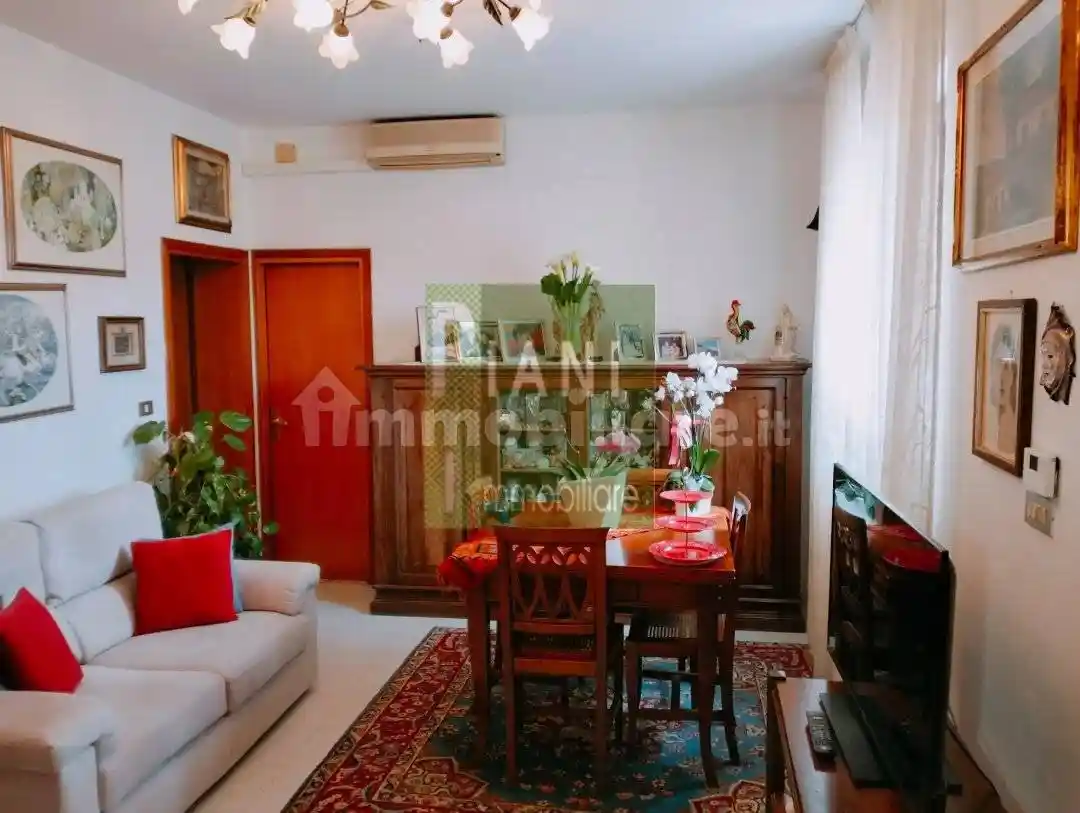 Quadrilocale buono stato, piano rialzato, La Leccia, Livorno - foto 2