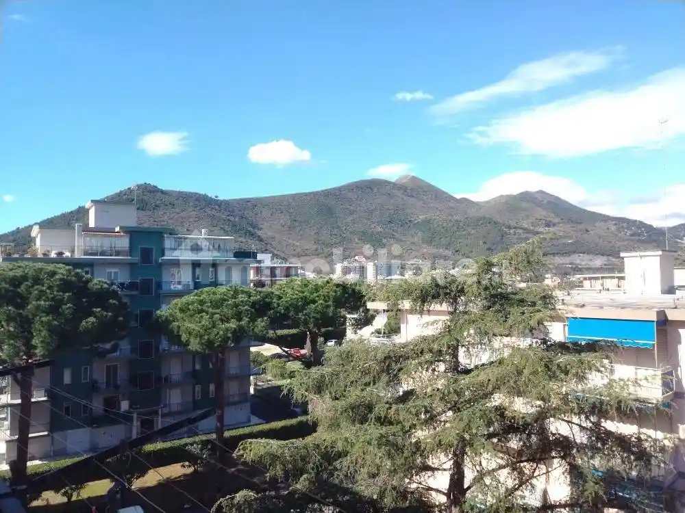 Appartamento in vendita a Borghetto Santo Spirito