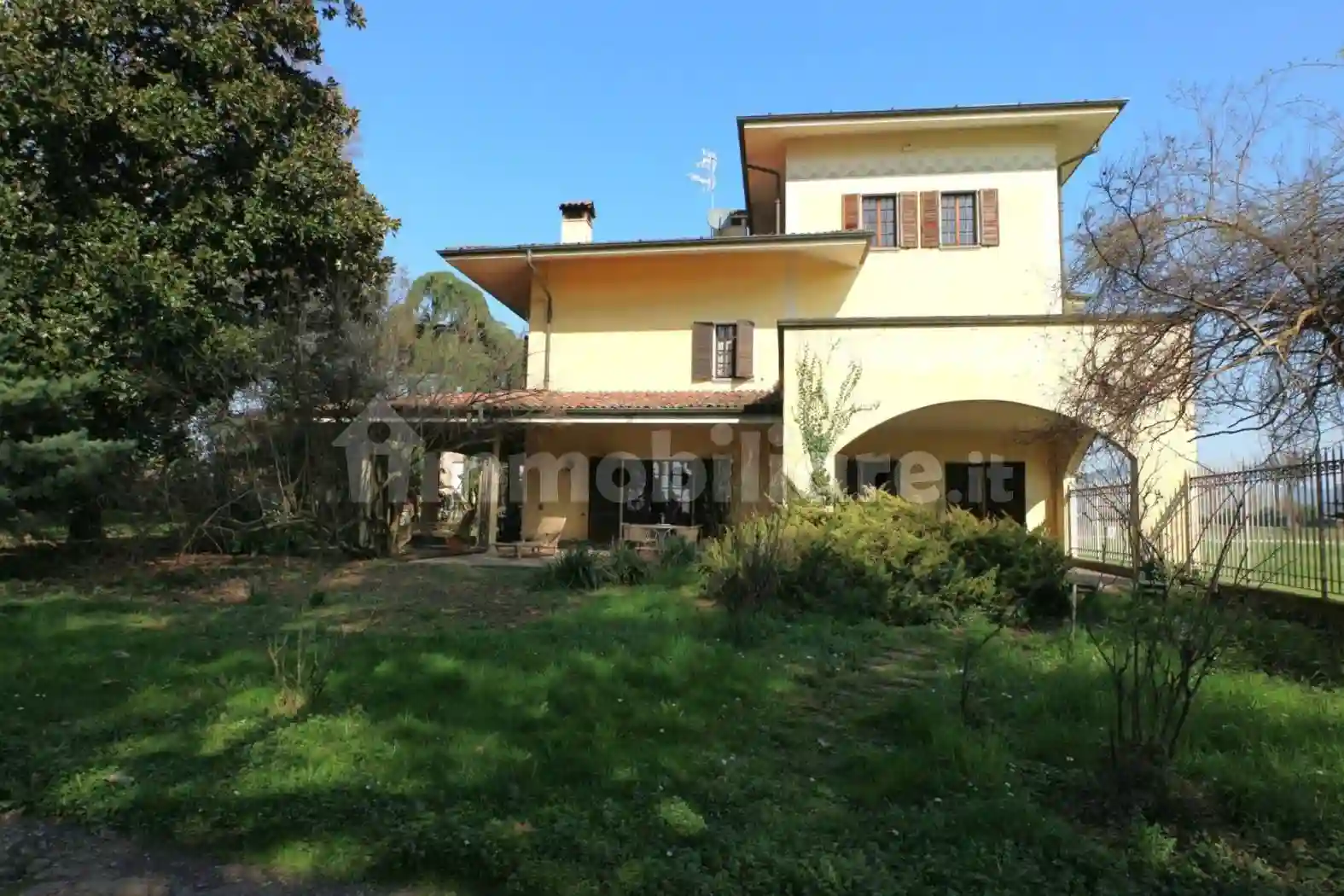 Villa - foto 2