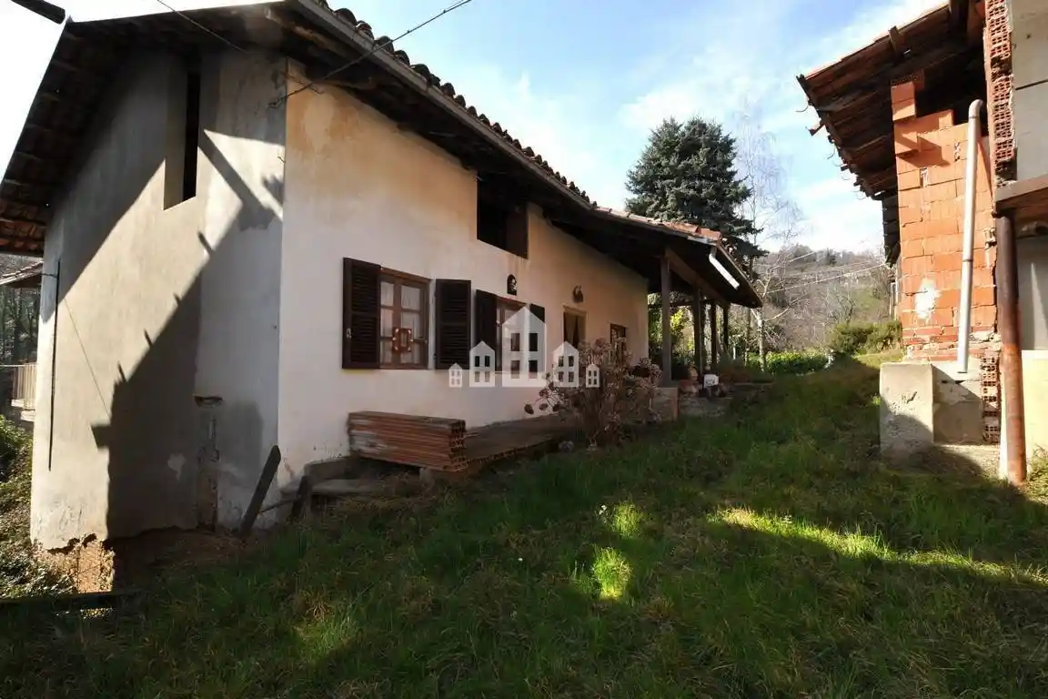 Casa indipendente in vendita a Cuorgnè