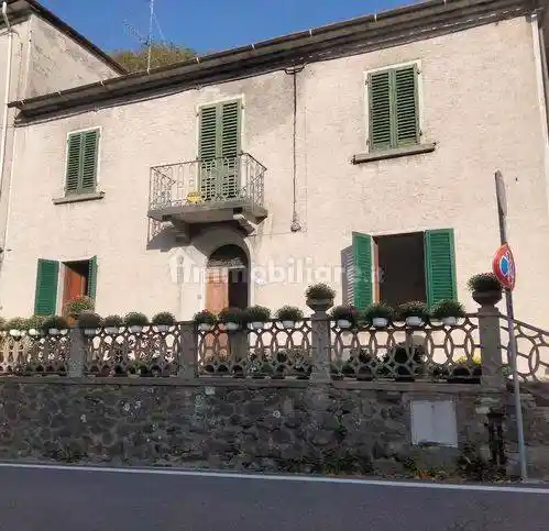 Villa in vendita a San Marcello Piteglio