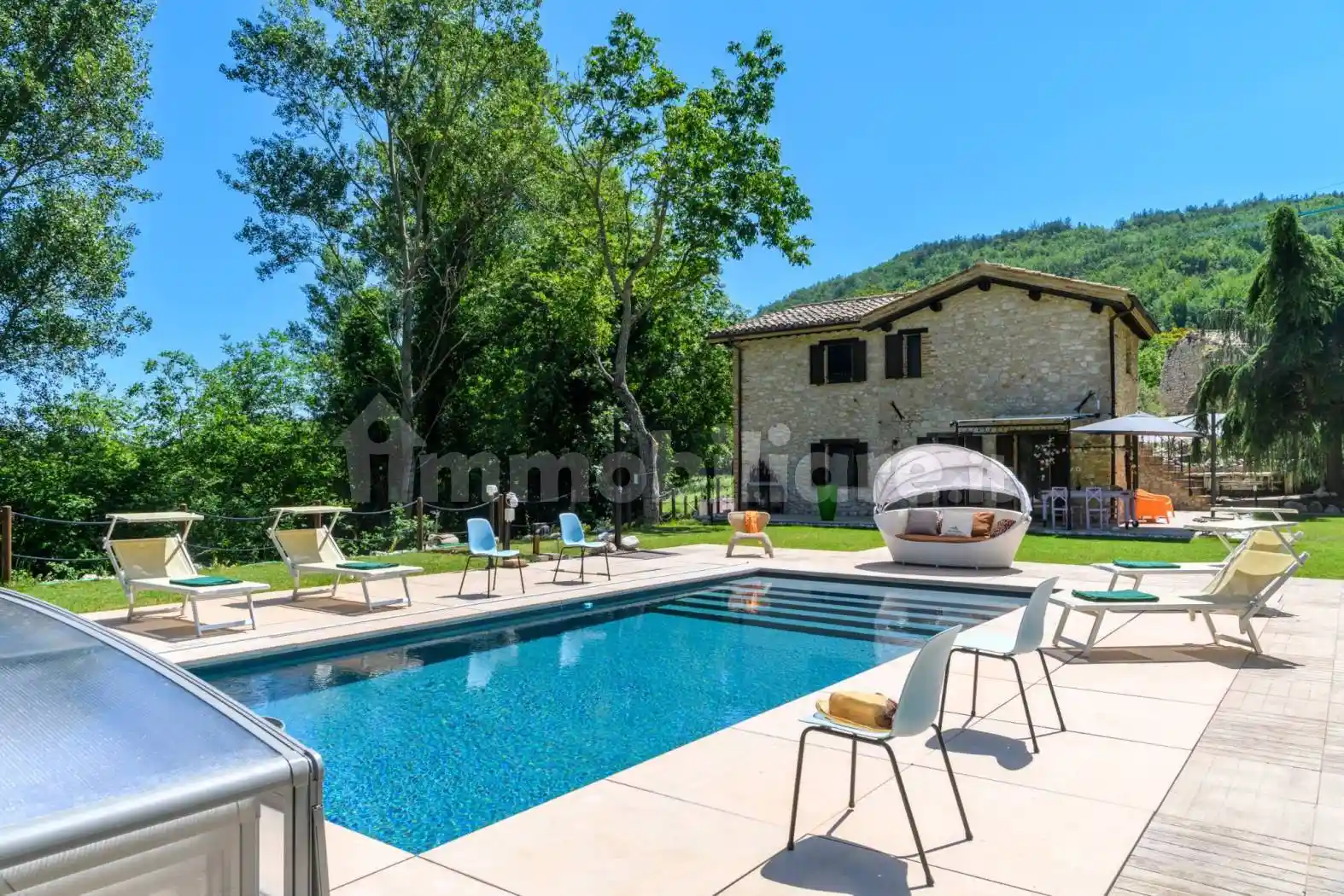 Rustico - Casale in vendita a Sarnano