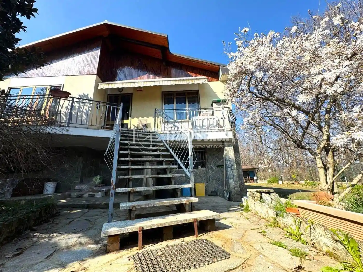 Villa in vendita a La Cassa